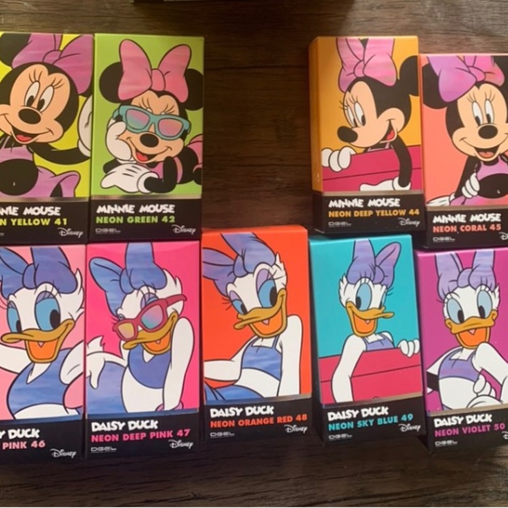 Korean gel polishes